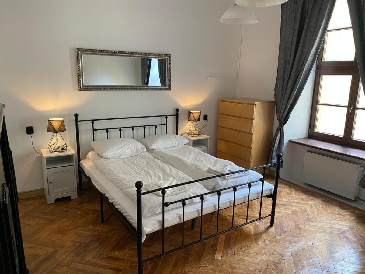 Main Square 18 King Apartament Krasków Eksteriør bilde